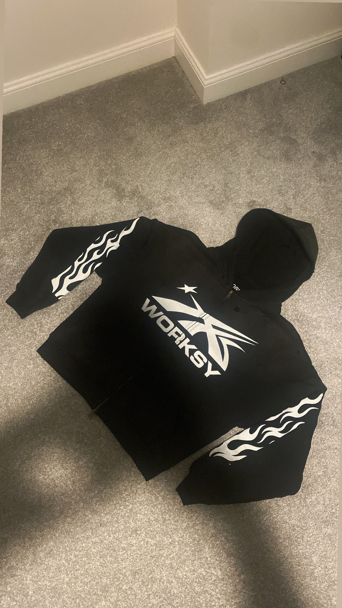 WORKSY STUDIOS ZIP UP HOODIE
