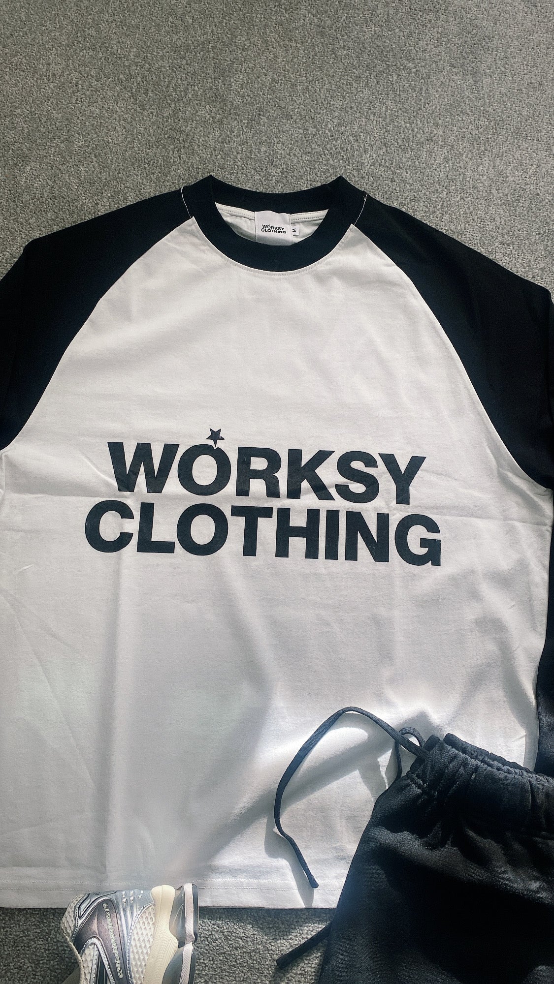 WORKSY RAGLAN BLACK LONG SLEEVE TEE