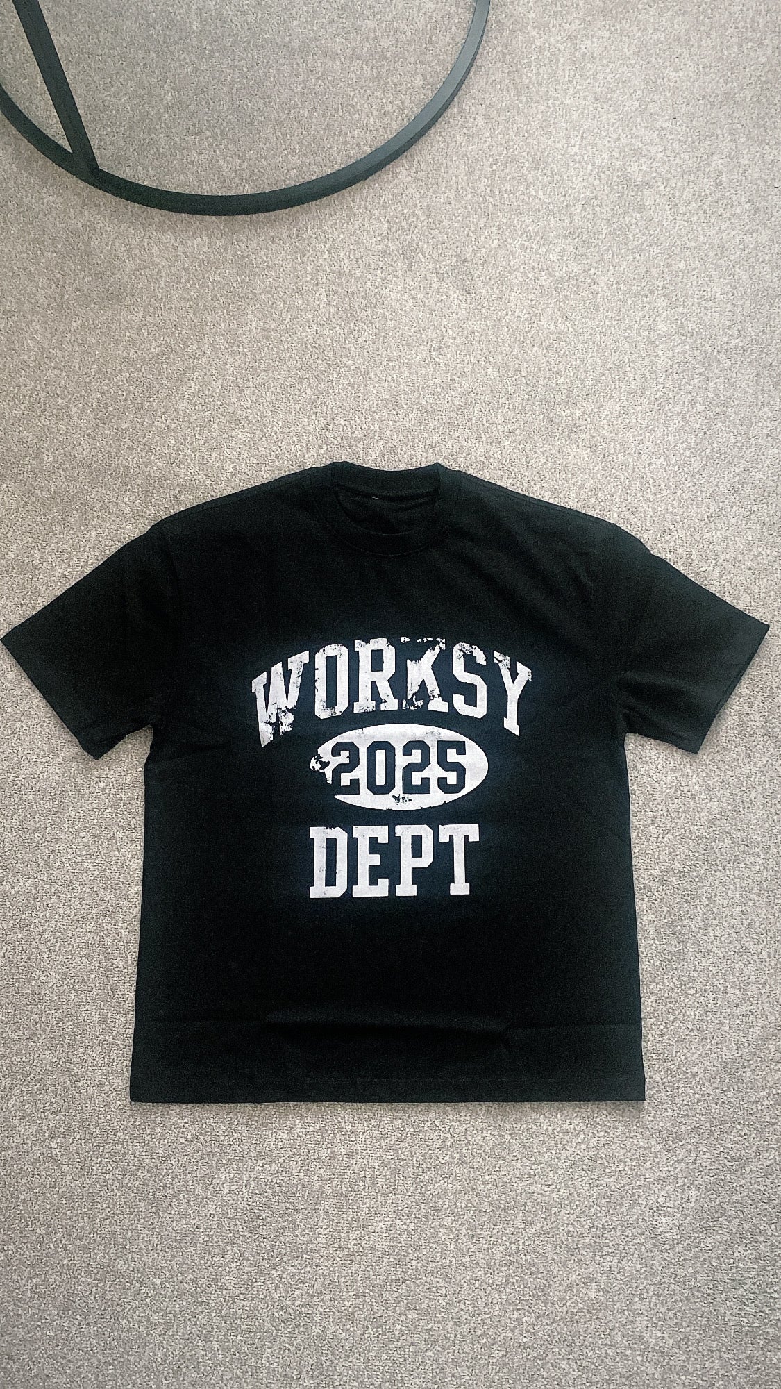 WORKSY DEPT “25” TEE - BLACK
